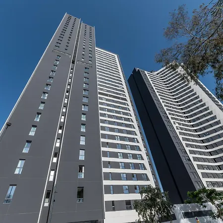 Xpce Urban 20 Skyviews - Parking Free *