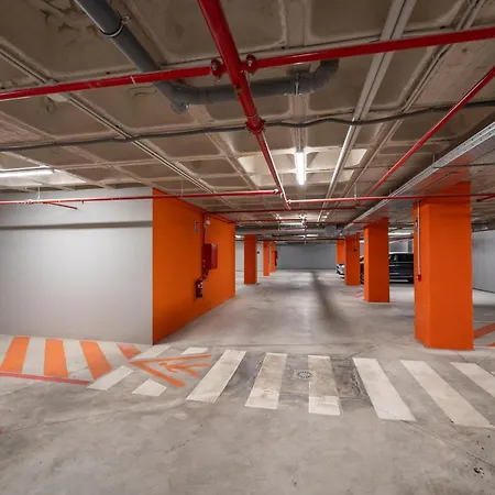 Xpce Urban 20 Skyviews - Parking Free *