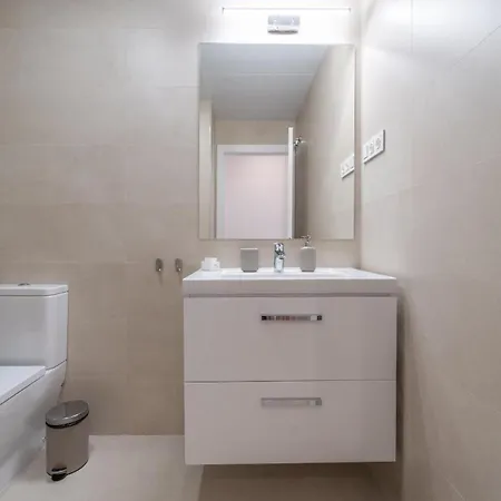 Xpce Urban 20 Skyviews - Parking Free Apartamento