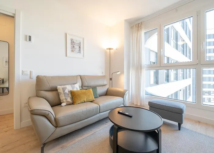 Xpce Urban 20 Skyviews - Parking Free *